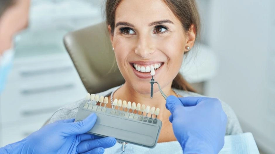 Clareamento dental: preço, tipos e duração